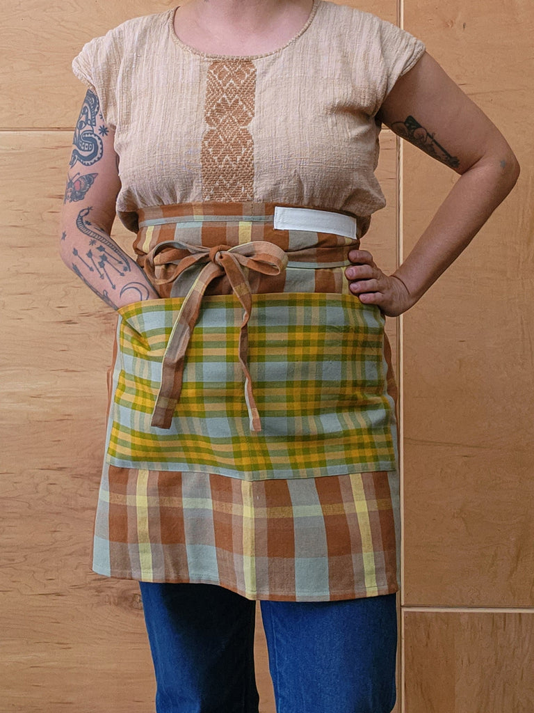 Cafe Bistro Apron - Acorn