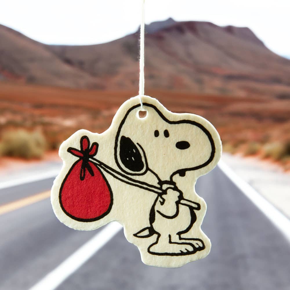 Snoopy Air Freshener - Cedarwood