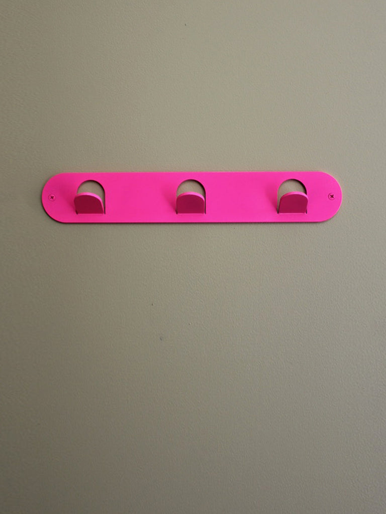 Triple Tab Hook - Fluro Pink Gloss