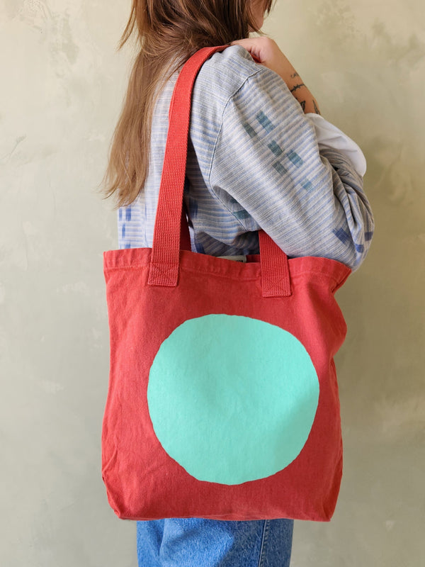 Medium Canvas Circle Tote - Washed Red