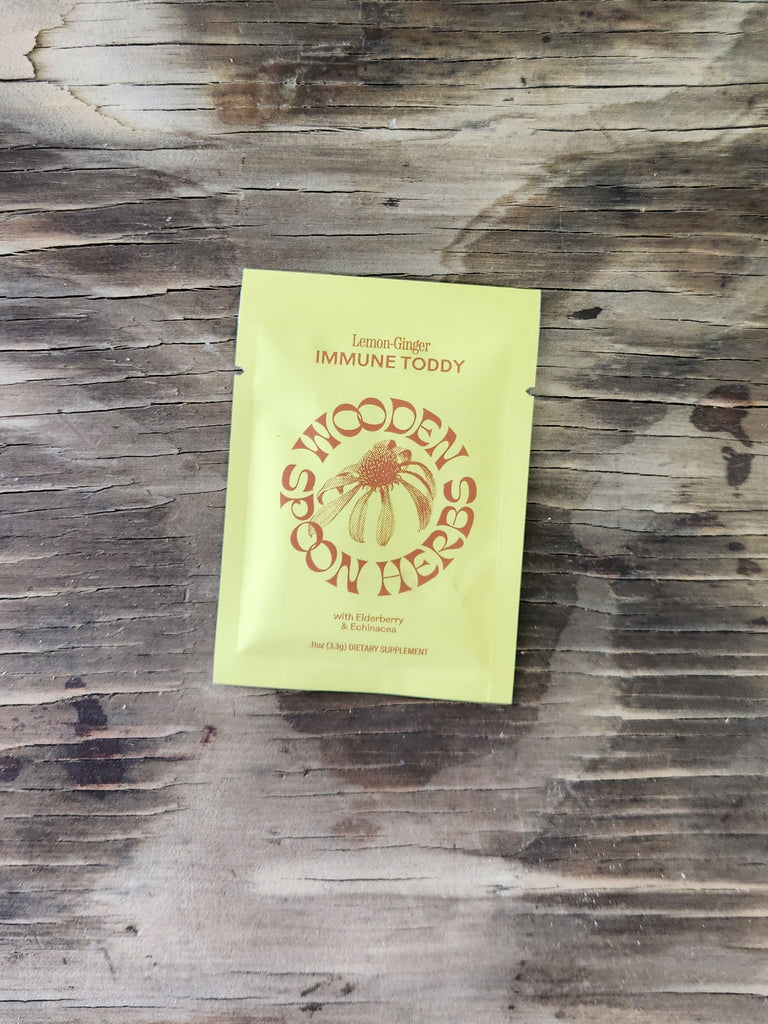 Lemon-Ginger Immune Toddy