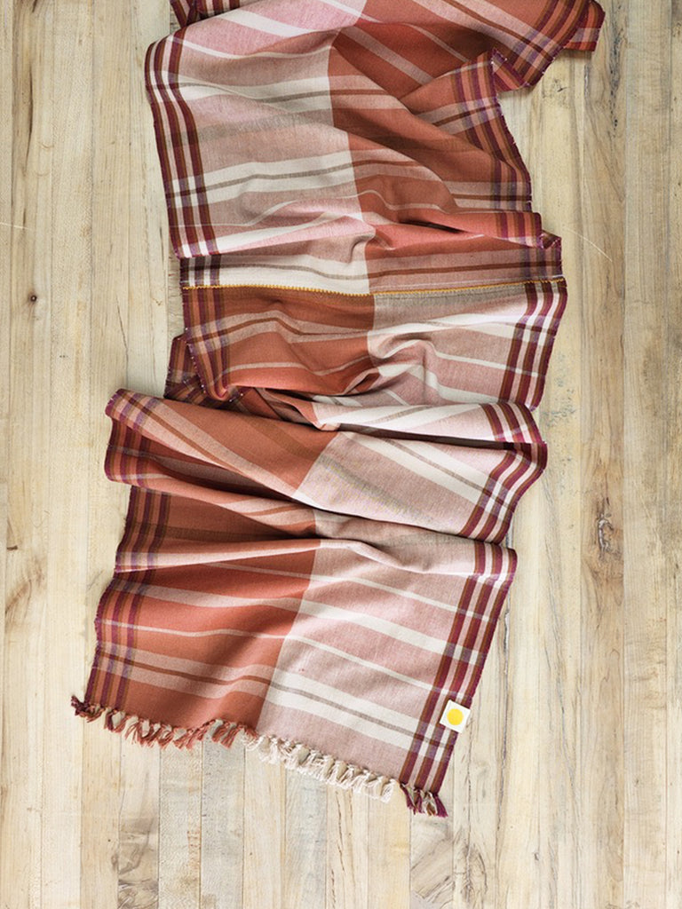 Table Runner - Strawberry